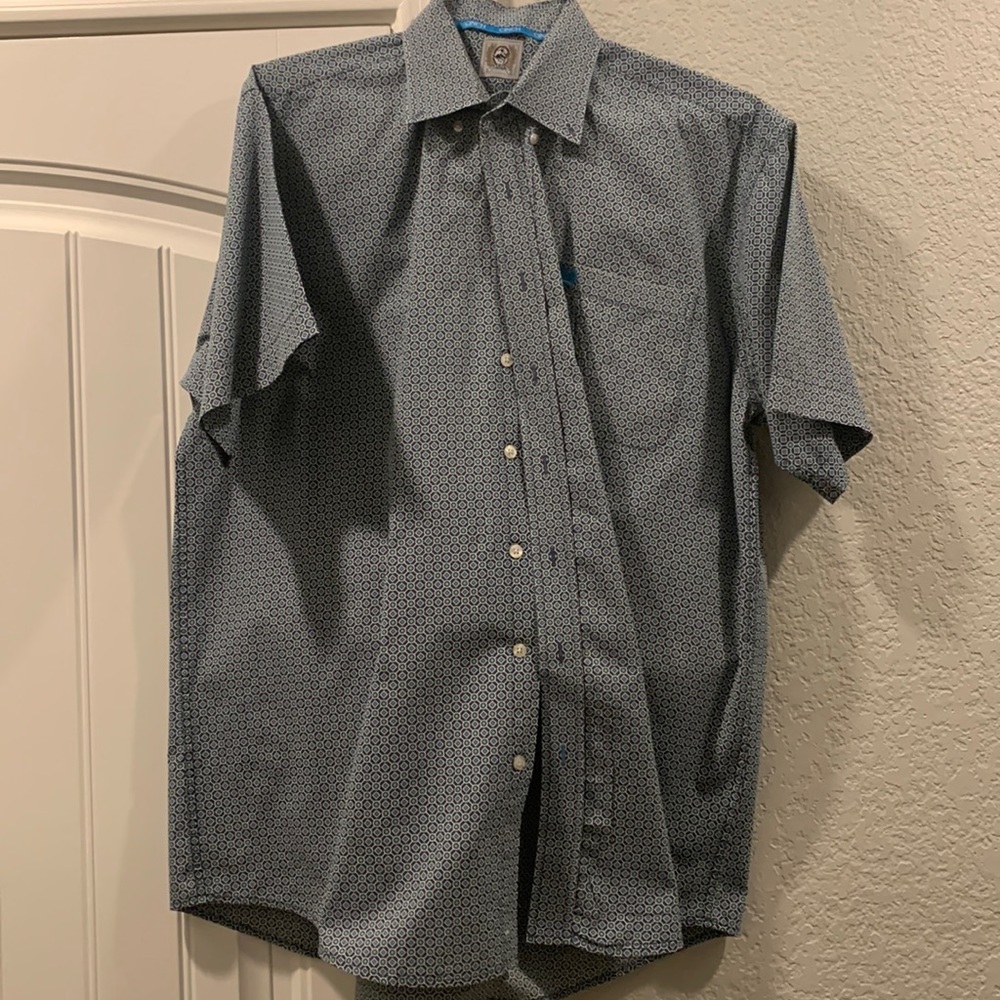 Cinch short sleeve shirt